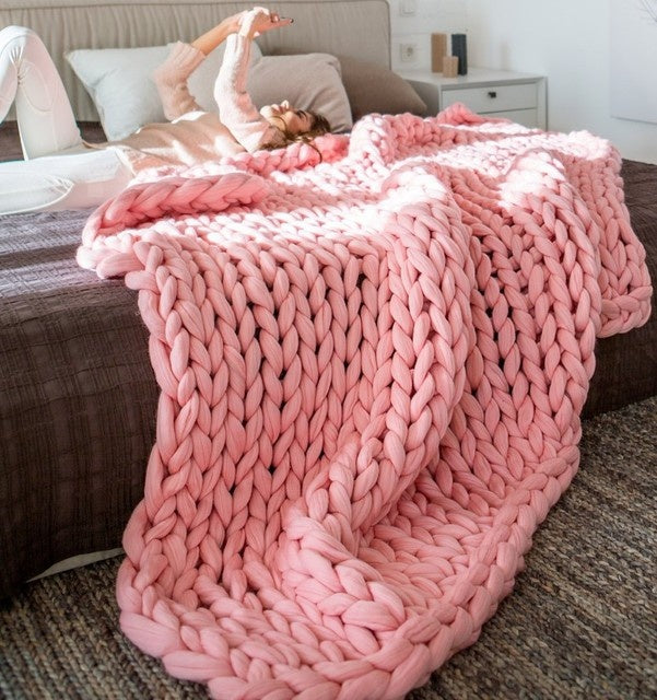 Woven super thick wool blanket